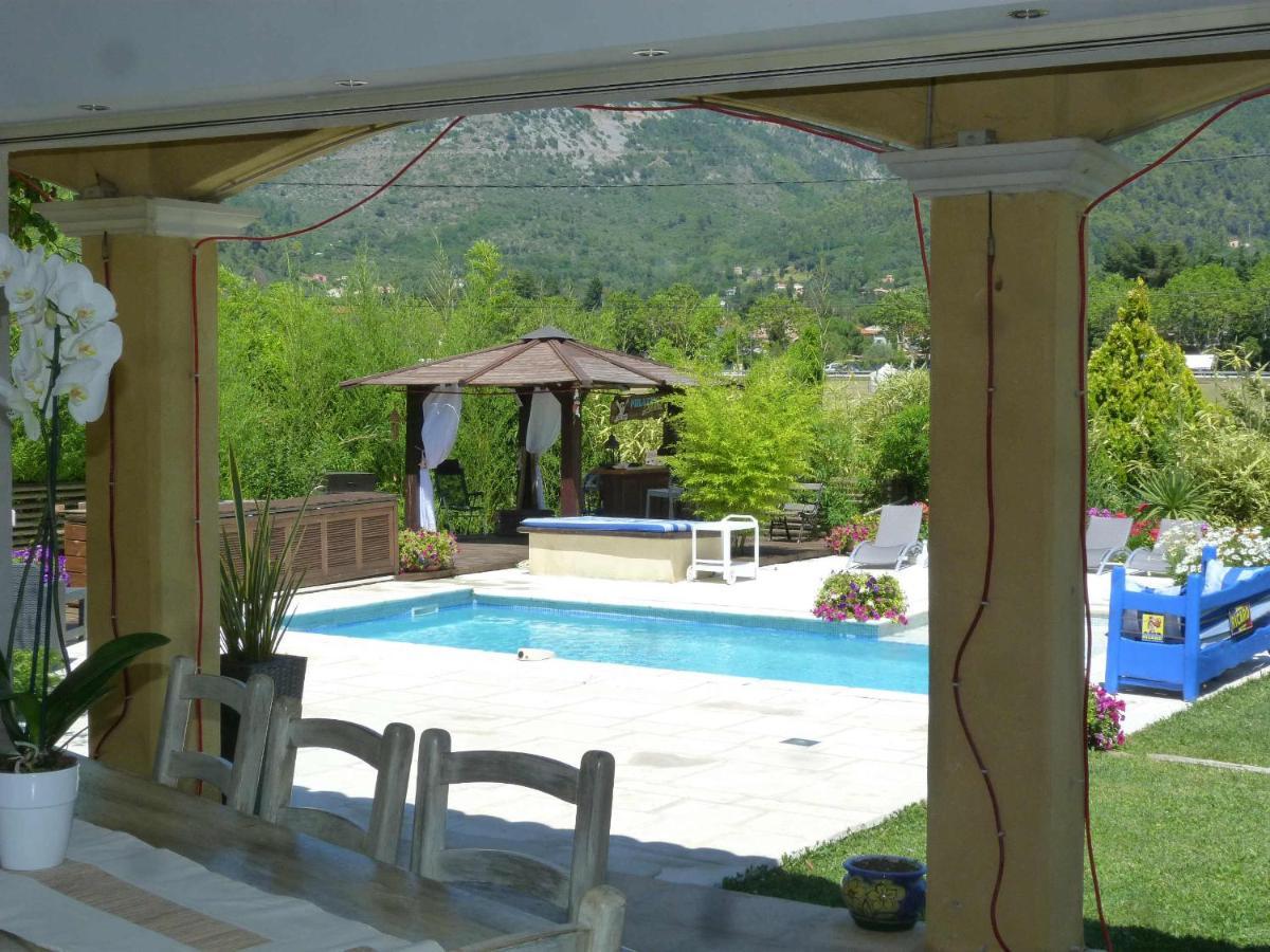 Les Bambous B&B Levens エクステリア 写真